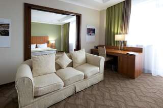 Отель Hotel Duman Нур-Султан Двухместный номер Делюкс с 1 кроватью-5